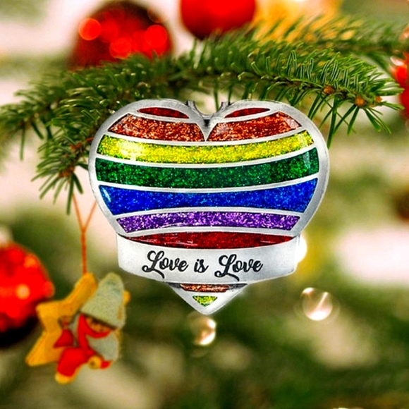 Christmas Tree Ornament Metal Heart Shape Rainbow 🌈 - Picture 5 of 7